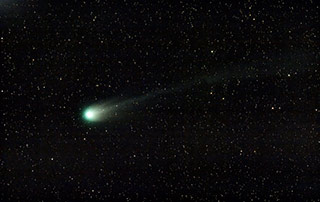 Image du mois de février 2024 | La comète 12P/Pons-Brooks fait son show ! par Jean-Luc Mairlot